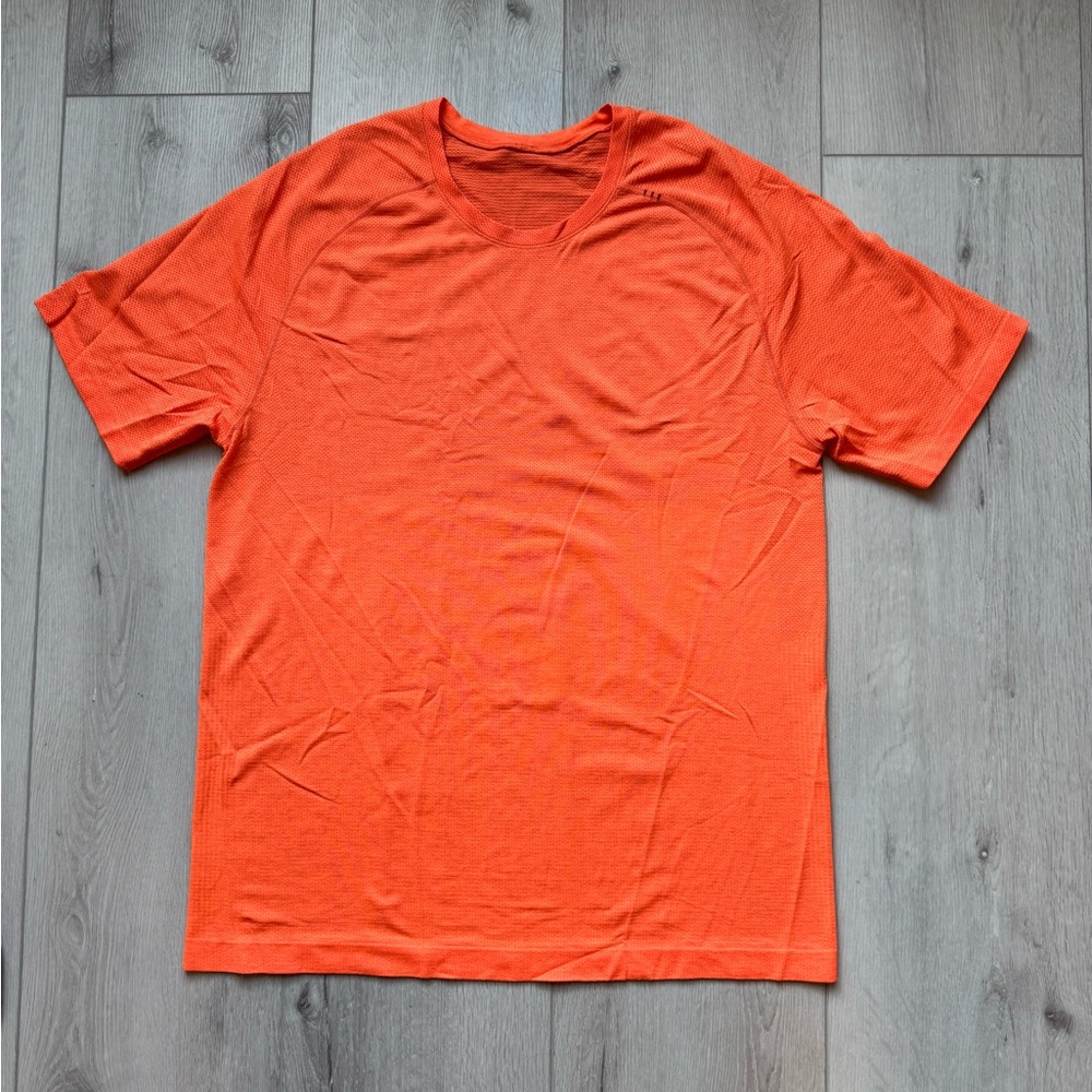 lululemon Metal Vent Tech Short Sleeve. Size XL